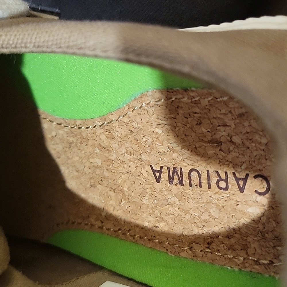 Cariuma OCA Low Top Sneakers - Burnt Sand Contrast Thread Canvas - Picture 5 of 5